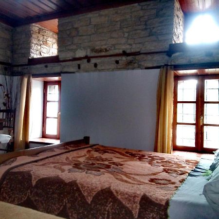Ruols Guesthouse Гирокастра Экстерьер фото
