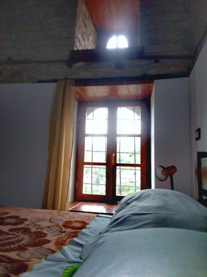 Ruols Guesthouse Гирокастра Экстерьер фото
